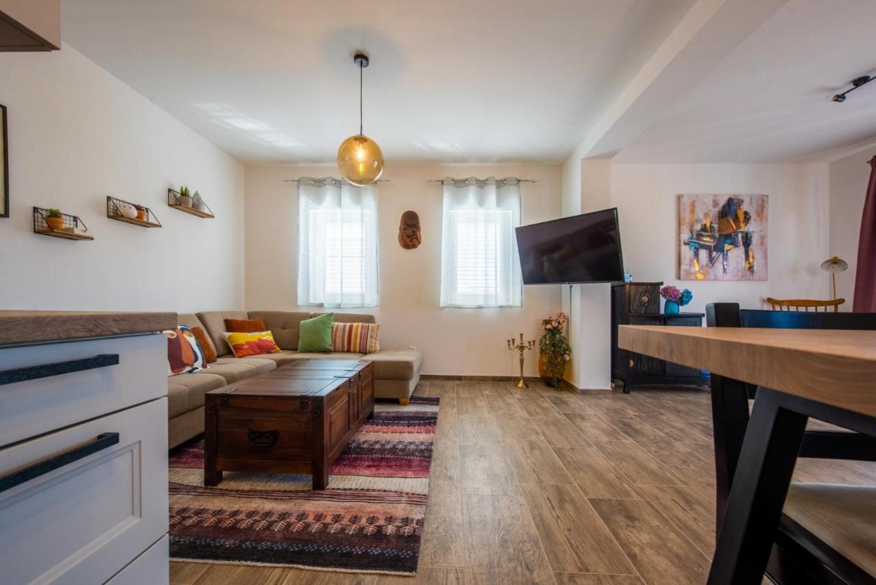 Apartman Paula Kaštela エクステリア 写真