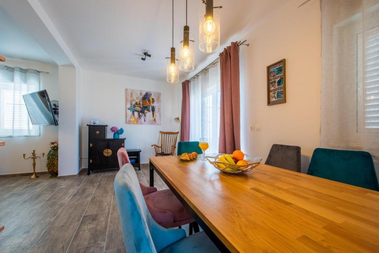 Apartman Paula Kaštela エクステリア 写真
